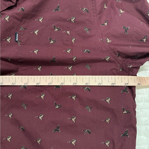 Barbour Men's Burgundy Shirt with all over Bird duck Print cotton tailored fit - Picture 7 of 9
